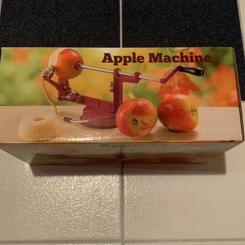 Apple Machine - Picture 2 of 2